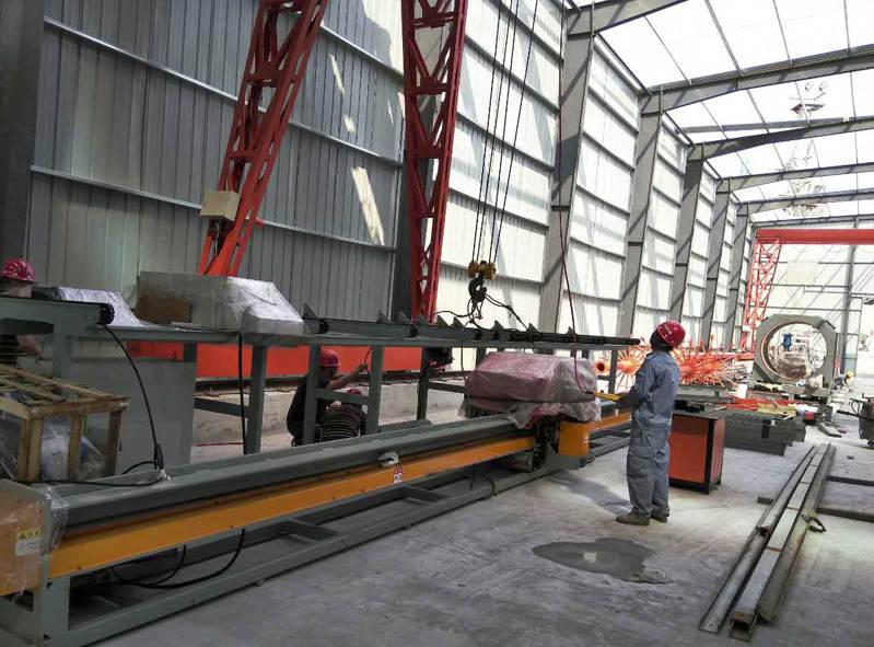 1560848627750942.jpg 弯曲中心滚笼焊